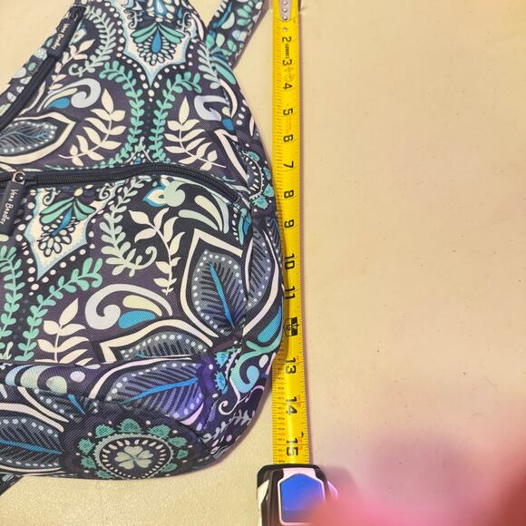 VERA BRADLEY cross Body Bag Blue and White GORGEOUS with adjustable strap - Picture 4 of 8